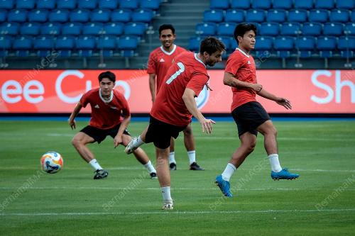 LATIHAN BANGKOK UNITED PIALA SHOPEE