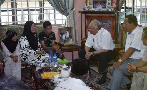 JB29_18012011_PM-LABIS