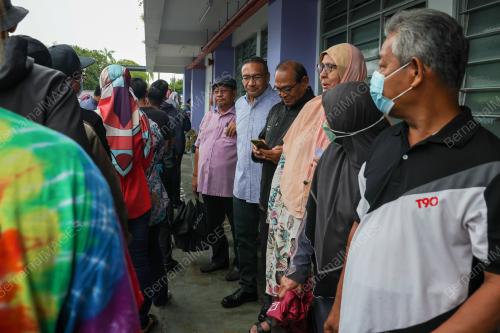 DATUK SERI HISHAMMUDDIN TUN HUSSEIN