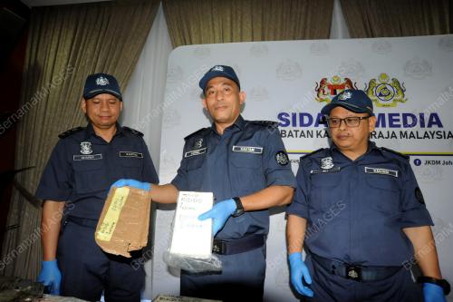 AMINUL IZMEER MOHD SOHAIMI