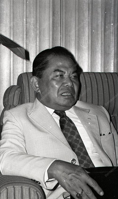 SULTAN ISKANDAR SHAH