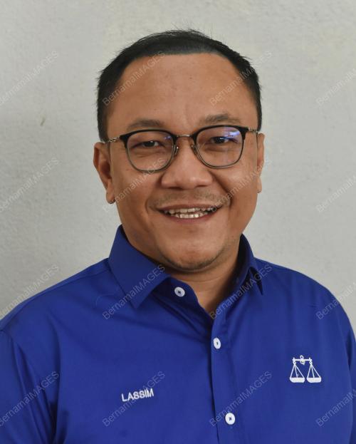 MOHD LASSIM BURHAN