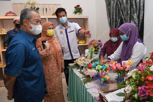 TAN SRI MUHYIDDIN YASSIN