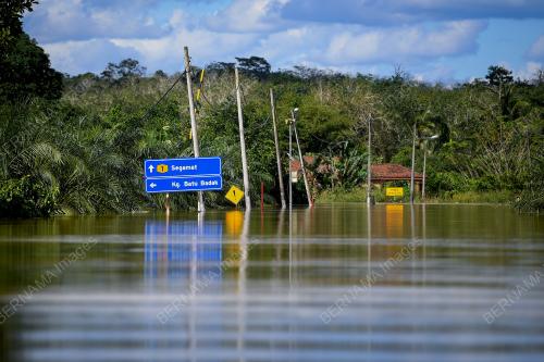 BANJIR_SEGAMAT