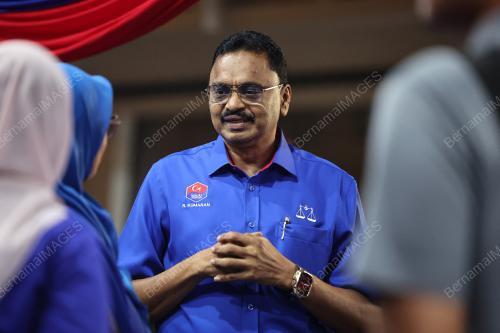 R KUMARAN