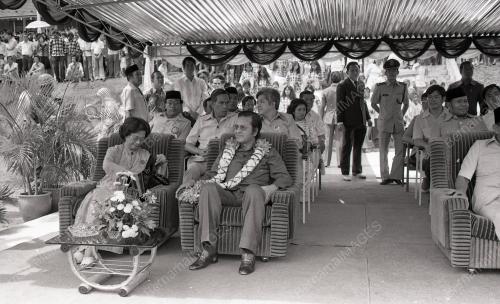 DR. MAHATHIR MOHAMAD