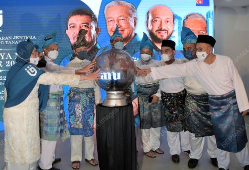 DATUK SERI MUKHRIZ MAHATHIR