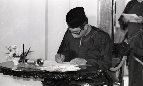 SULTAN ISKANDAR SHAH