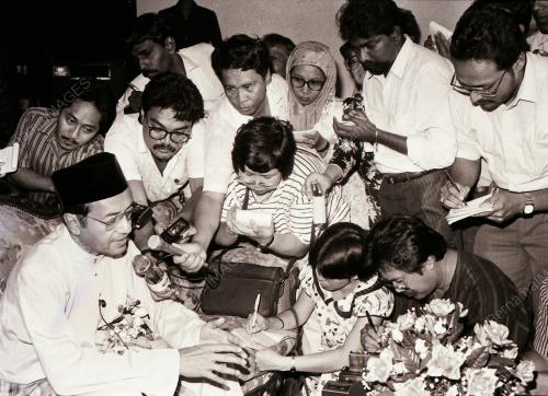 DATUK SERI DR MAHATHIR MOHAMAD