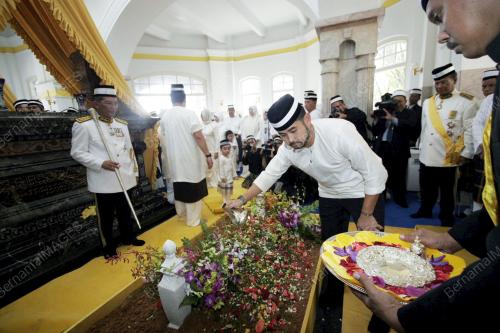 TENGKU ISMAIL SULTAN IBRAHIM