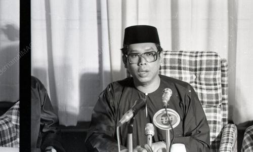 SULTAN ISKANDAR SHAH