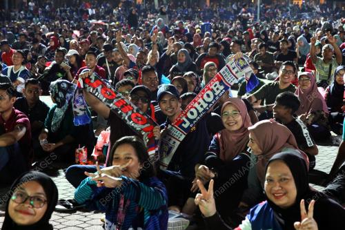 JB51_02112019_BIG_SCREEN_JDT