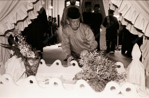 SULTAN ISKANDAR