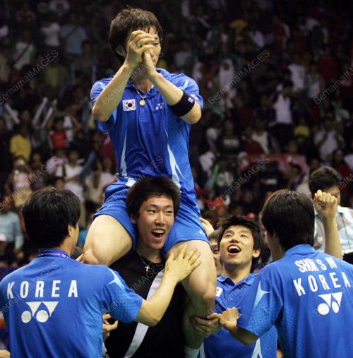 LEE HYUN IL