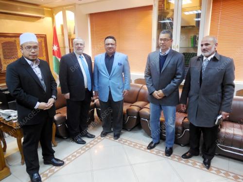 JOR01_24022016_BERGAMBAR