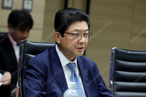 AKIO YOSHIDA