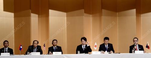 JPN01_15092013_SHABERY