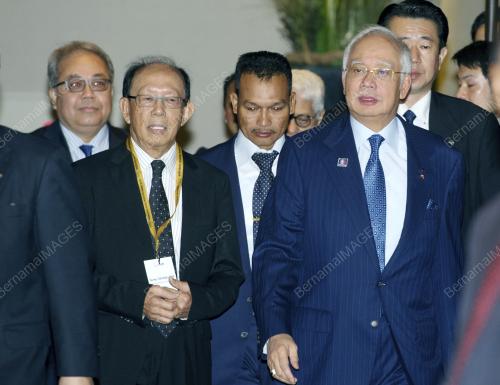 JPN01_26052015_PM