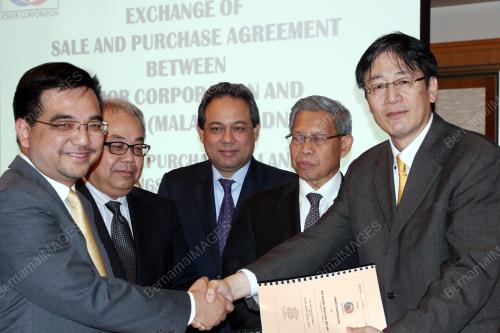 JPN01_26112015_MUSTAPA