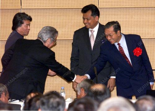 DR.MAHATHIR & THAI FM