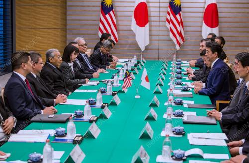 JPN04_06112018_PM