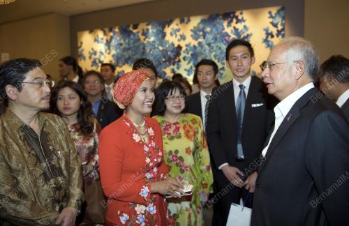 JPN04_24052015_PM