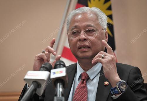 DATUK SERI ISMAIL SABRI YAAKOB