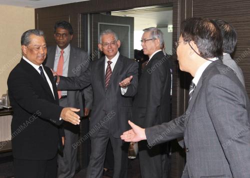 TAN SRI MUHYIDDIN YASSIM