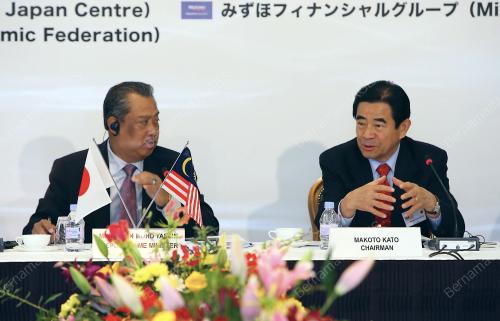 TAN SRI MUHYIDDIN YASSIM