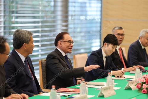 DATUK SERI ANWAR IBRAHIM
