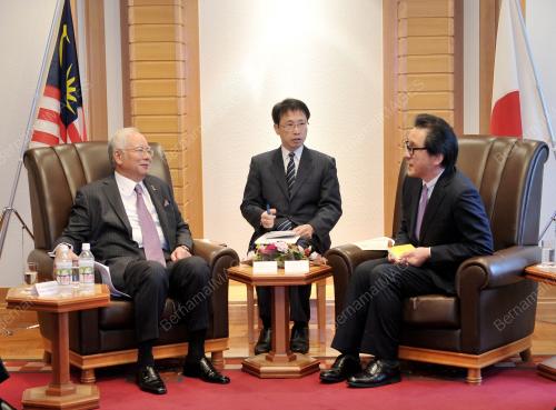 JPN07_16112016_PM