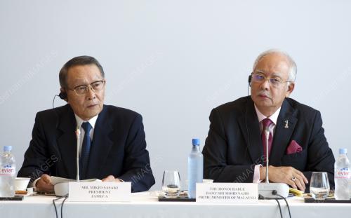 JPN07_25052015_PM
