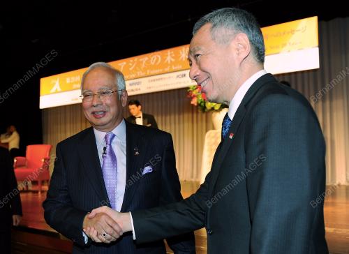 JPN08_22052014_PM_DIALOG