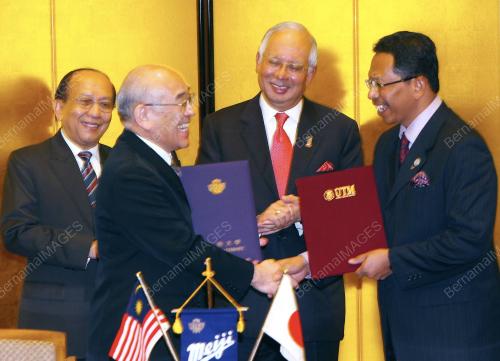 MOHD NAJIB TUN ABDUL RAZAK