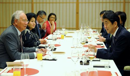 JPN12_11022014_PM_MAKAN