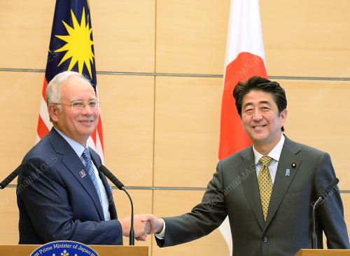 JPN12_12122013_PM_ABE