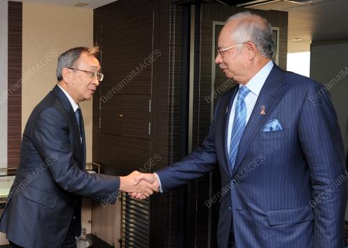 JPN15_12122013_PM_JEPUN