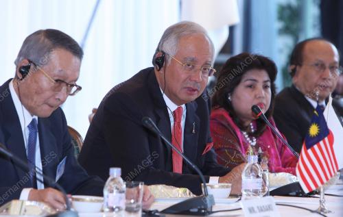 MOHD NAJIB TUN ABDUL RAZAK
