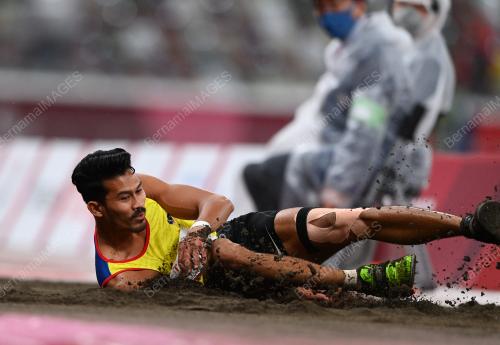JPN22_04092021_PARA_LOMPAT