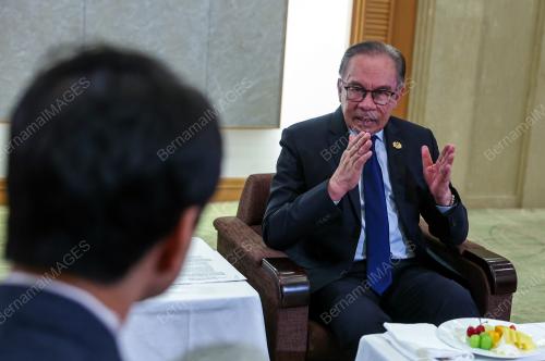 DATUK SERI ANWAR IBRAHIM