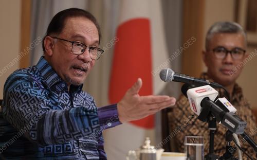 DATUK SERI ANWAR IBRAHIM