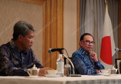 DATUK SERI ANWAR IBRAHIM