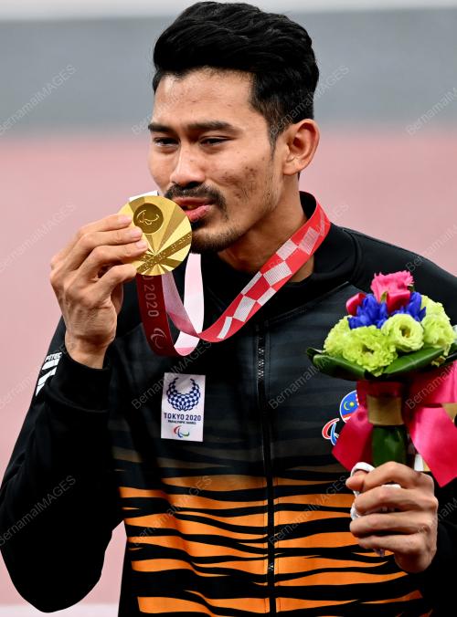 JPN27_04092021_PARA_LOMPAT