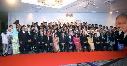 NAJIB TUN RAZAK