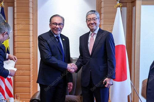 DATUK SERI ANWAR IBRAHIM
