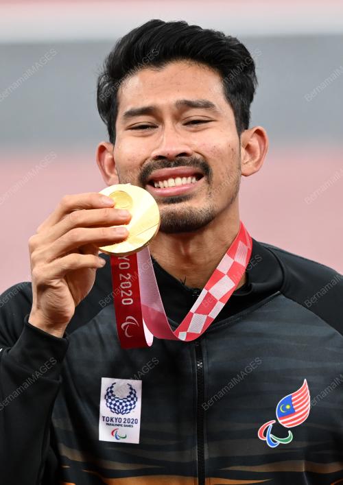 JPN28_04092021_PARA_LOMPAT
