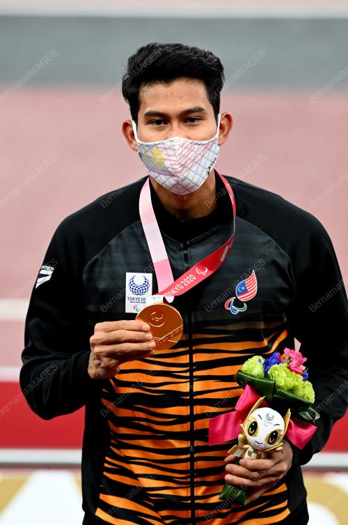 JPN29_04092021_PARA_LOMPAT