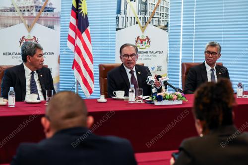 DATUK SERI ANWAR IBRAHIM