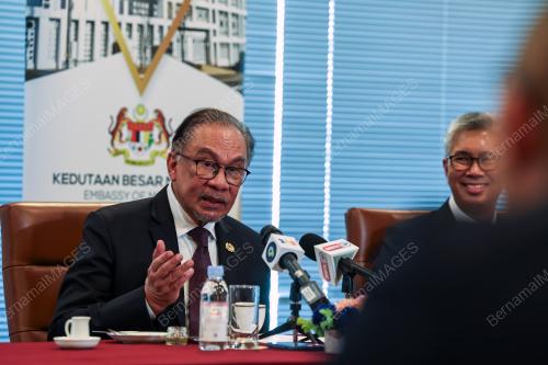 DATUK SERI ANWAR IBRAHIM