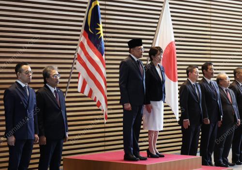 DATUK SERI ANWAR IBRAHIM